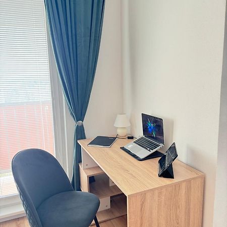 Modern Central Apartment 尼特拉 外观 照片